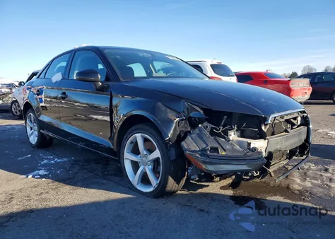 2015 Audi A3 Premium z USA, uszkodzony, nr VIN WAUACGFF3F1077199